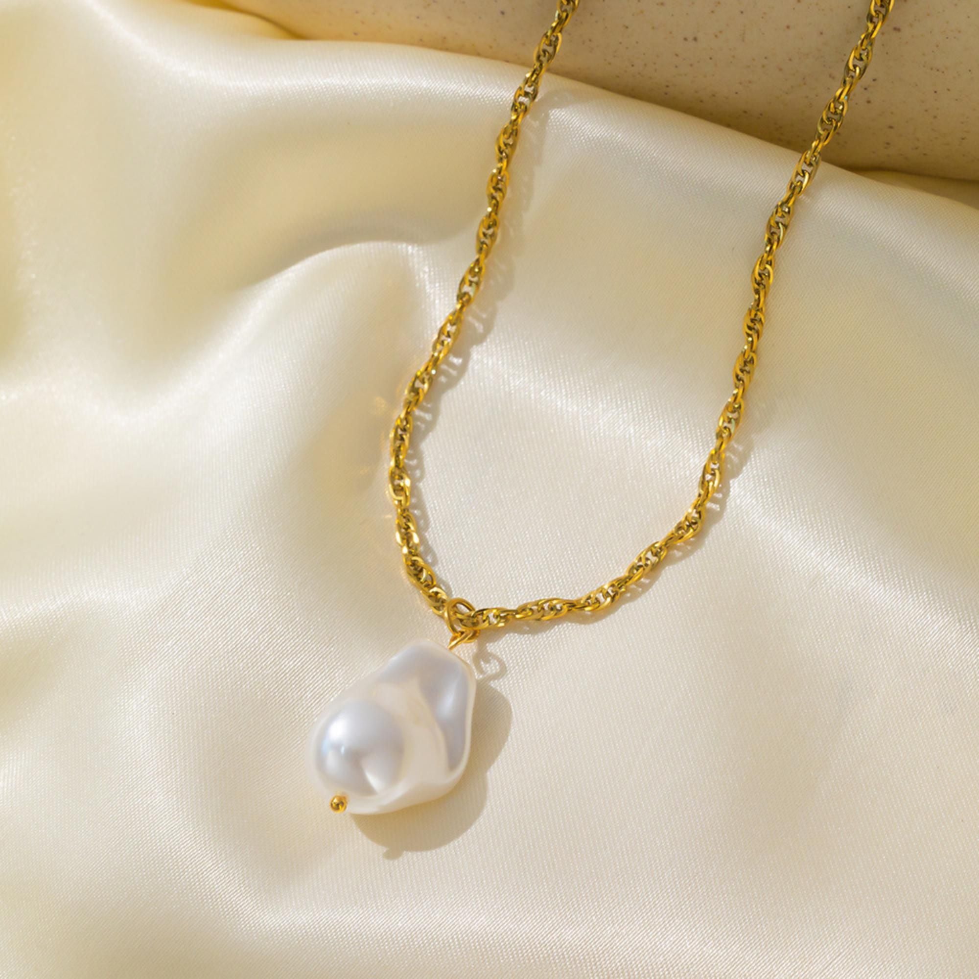 MYKI Photogenic Stainless Steel Pendant (MK846G-SSYI)