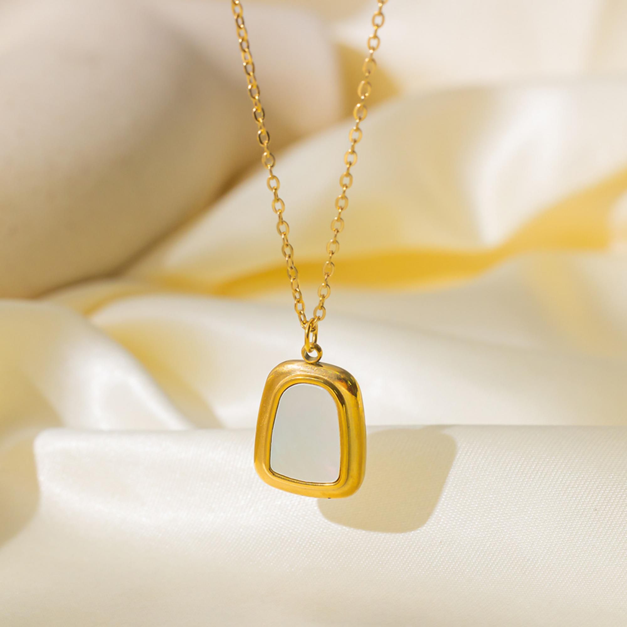 MYKI Snazzy Stainless Steel Pendant (MK847G-SSYI)