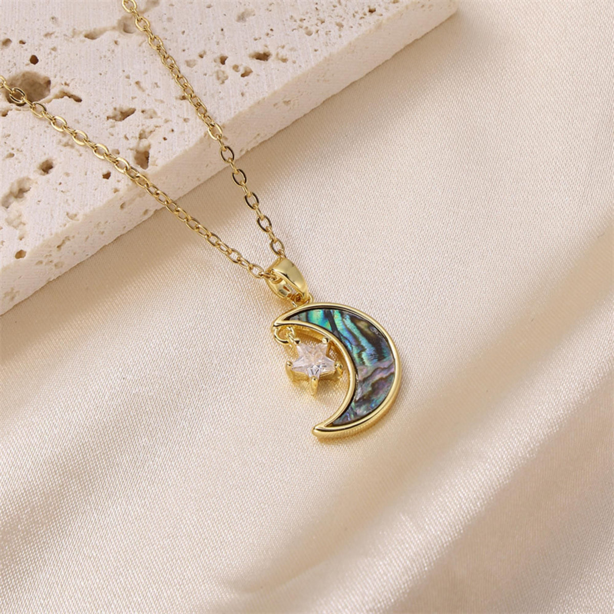 MYKI Multi-Color Moon Pendant (MK867G-SSYI)