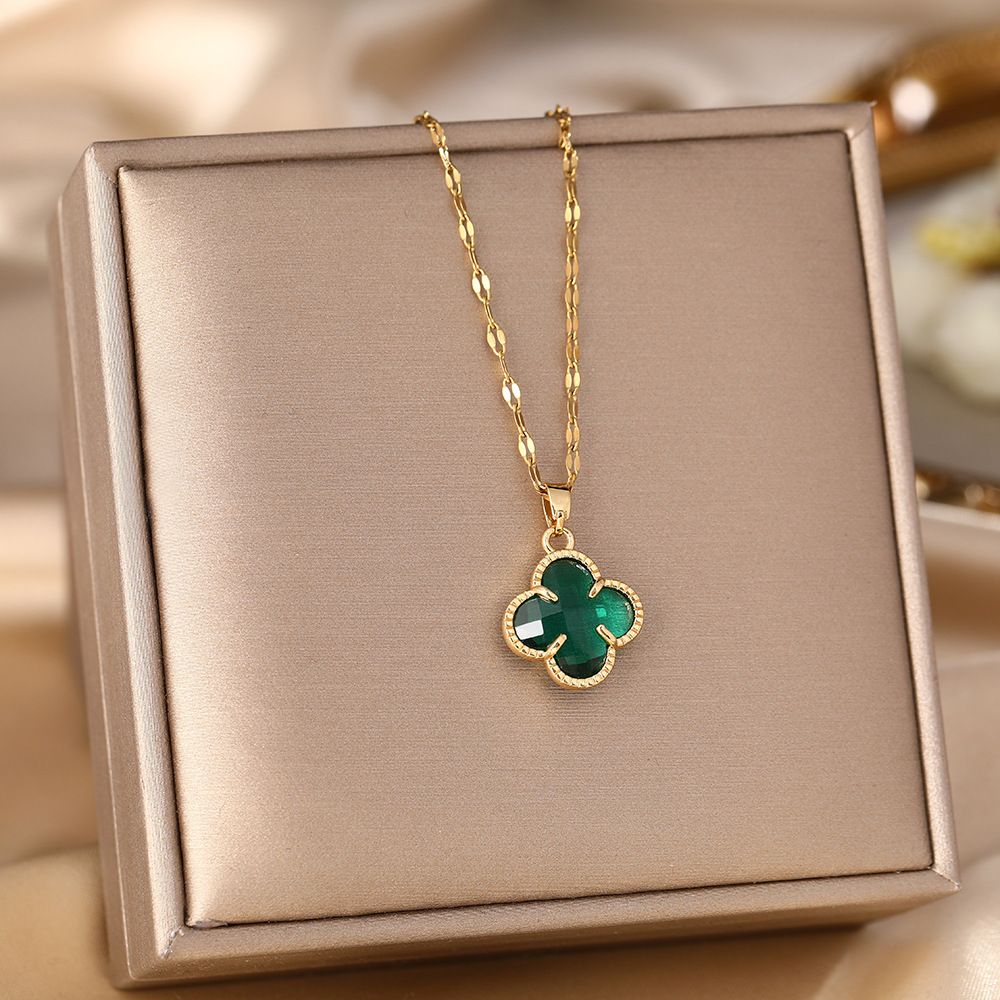 MYKI Anti-Tarnish Clover Pendant Necklace (MK966GREEN-SSYI)