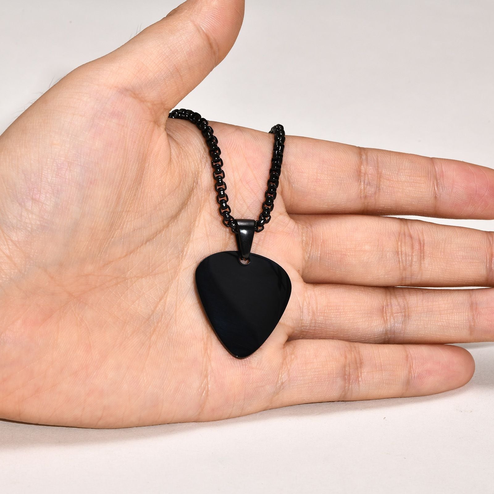 MYKI Anti-Tarnish Guitar Pick Pendant (MKMC117-MPC)