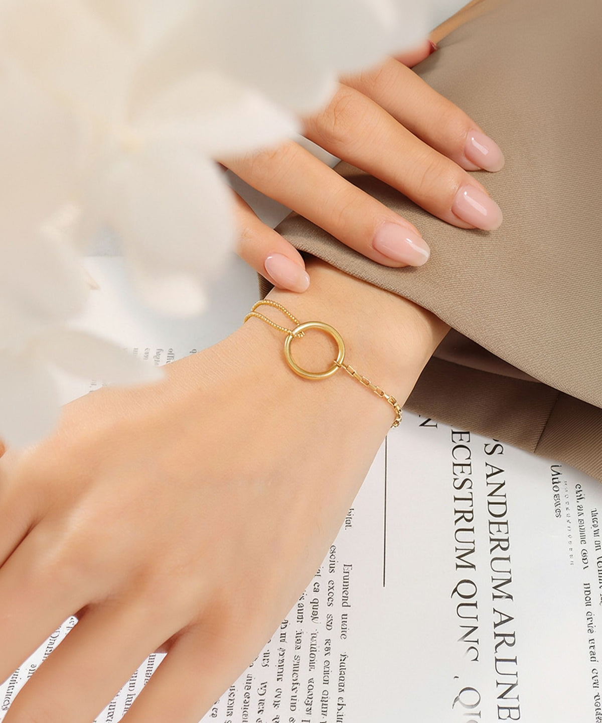MYKI Glamorous Lock Bracelet (MKBRAD356G)
