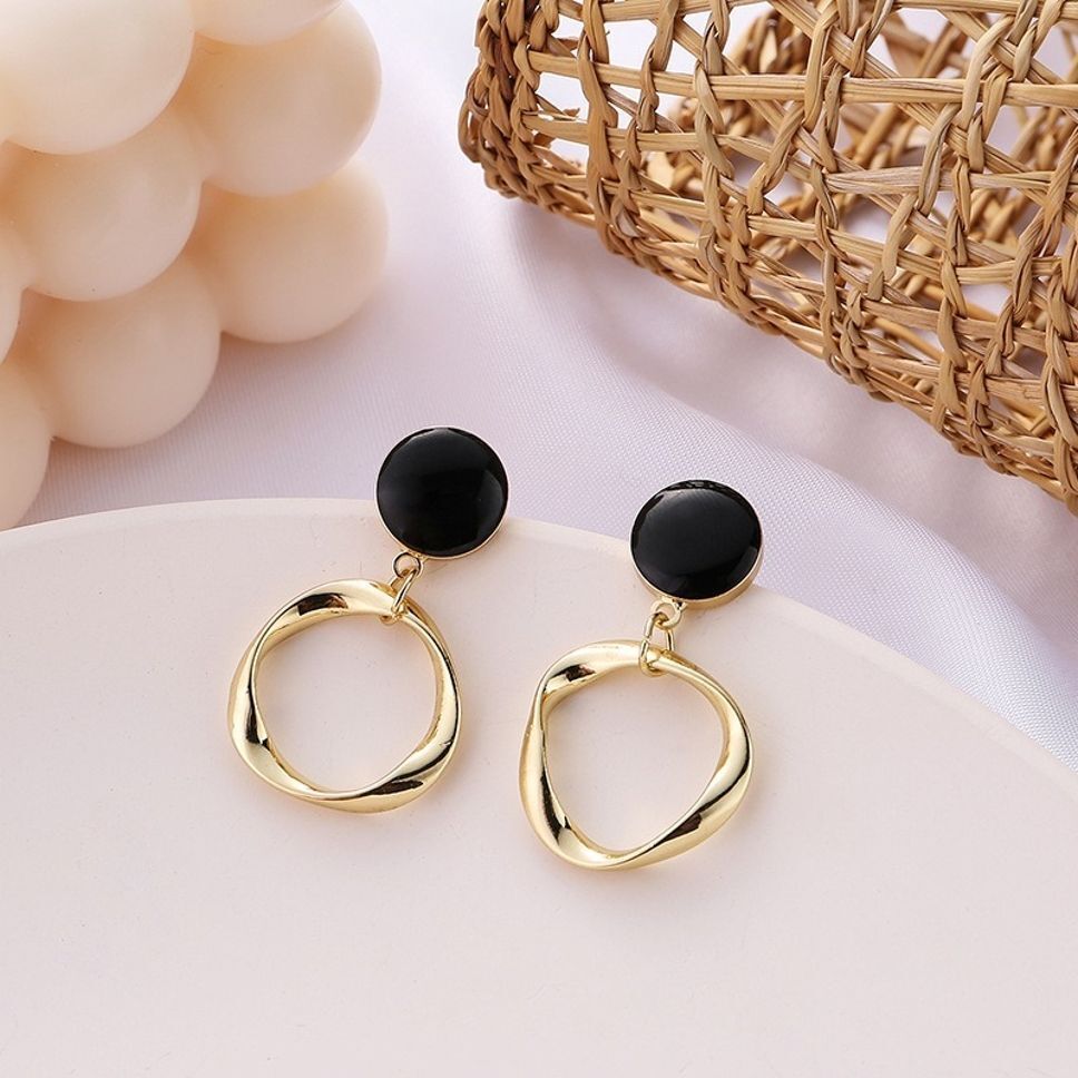 MYKI Black & Gold Korean Hoop Dangle Earrings | Glossy Finish (MKERCH810PI-ANT)
