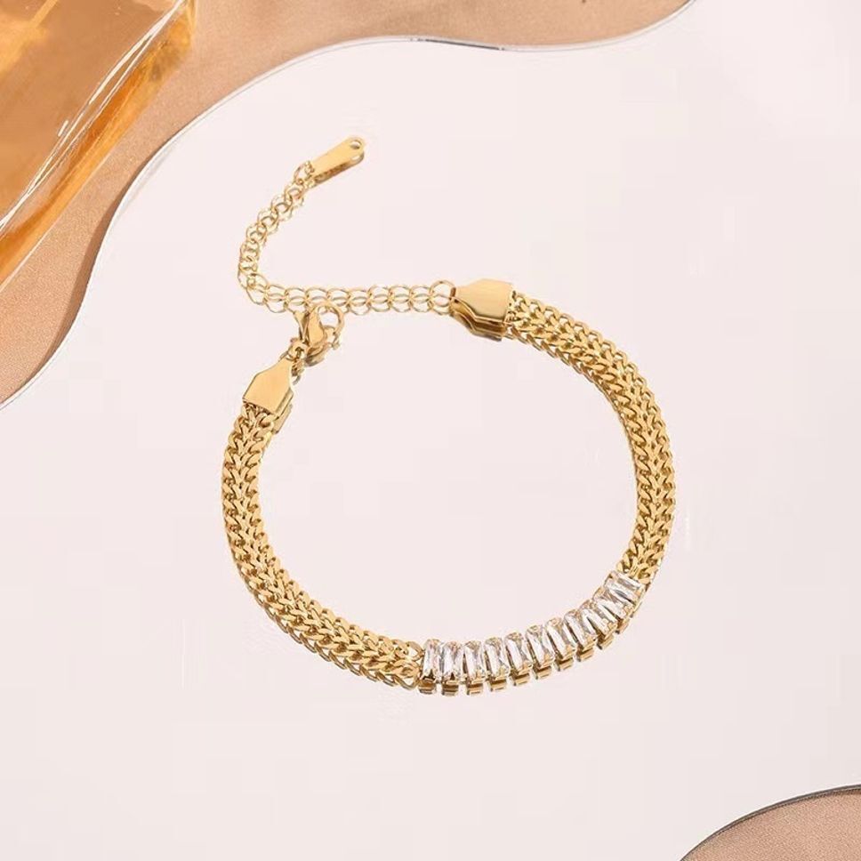 MYKI Sweet Bugget Style Bracelet  (MKBRAD534G)